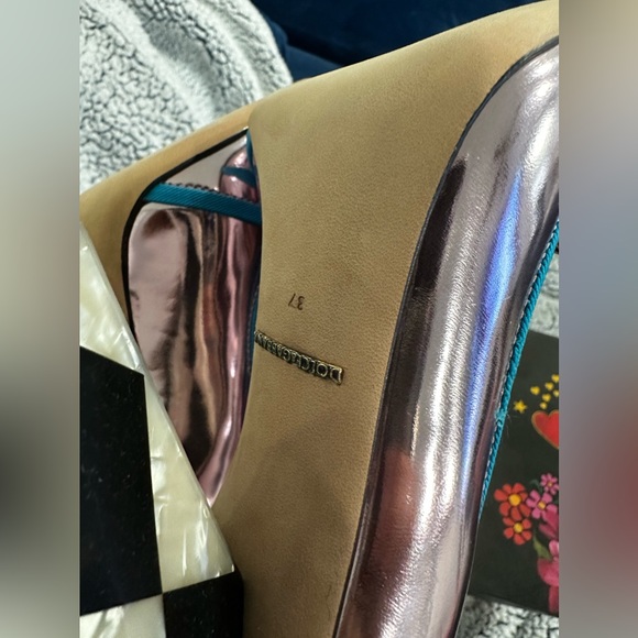 DOLCE & GABBANA Jackie Leather Court Block Heels US7 UK4 EU37 - Picture 12 of 17